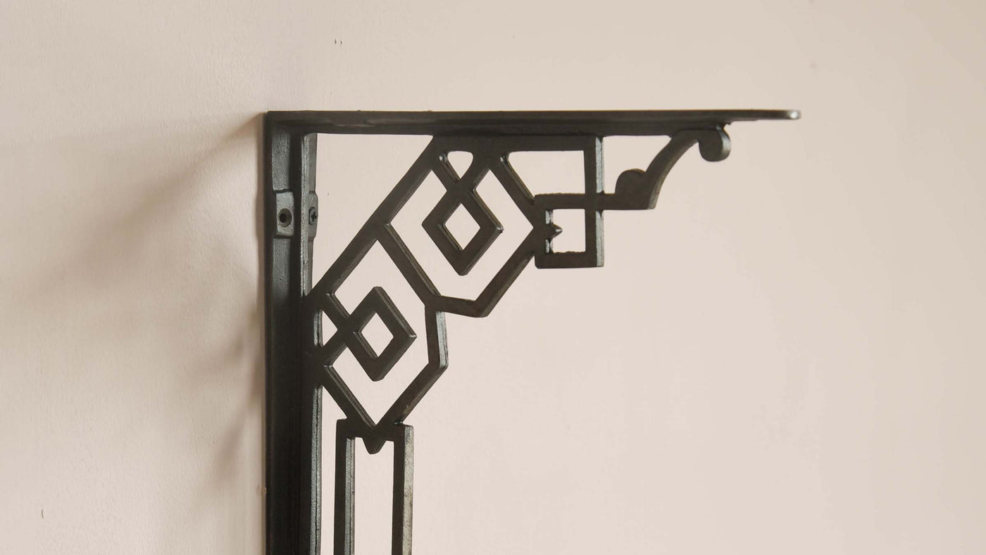 Art Deco Shelf Bracket in Cast Iron