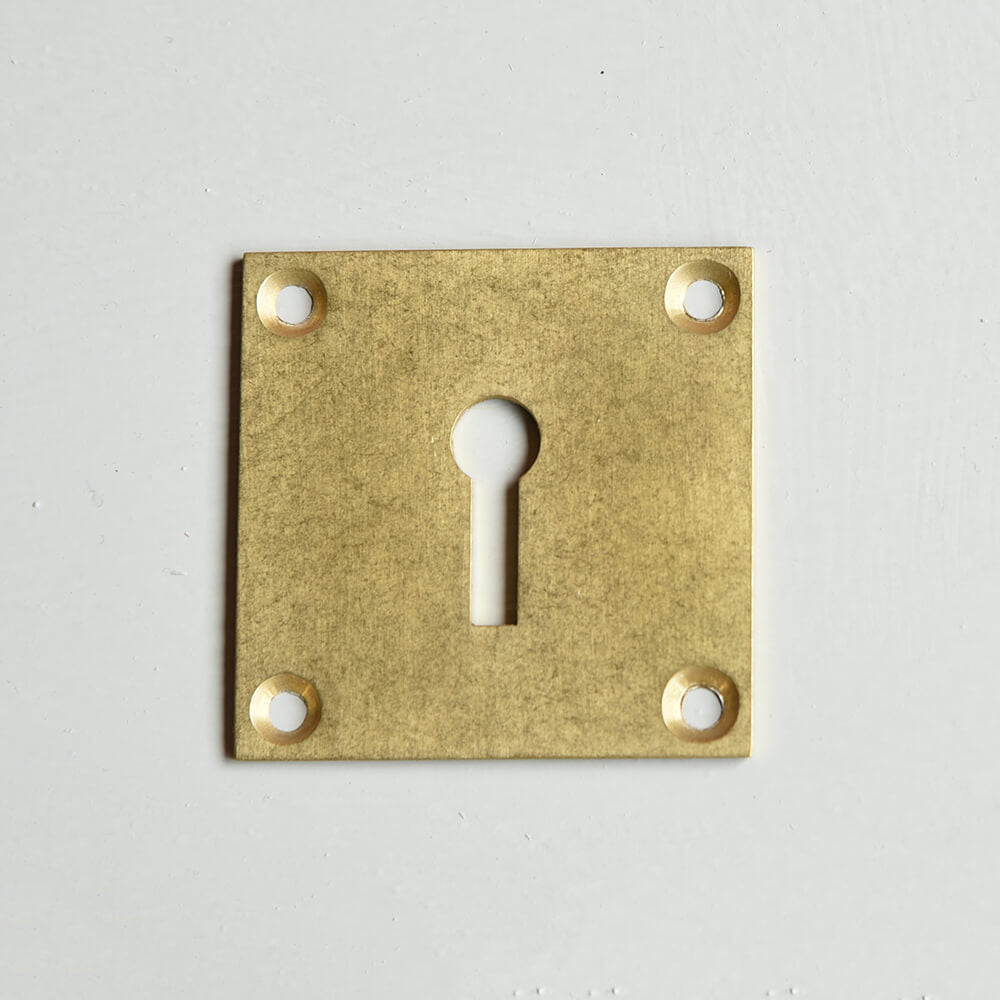 1 Inch Brass Keyhole Cover Plate - Victorian Style Escutcheon For Furniture & Cabinets