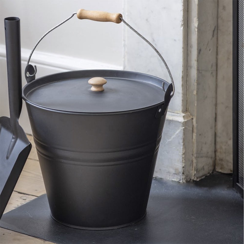 Dark grey bucket with metal handle and wooden grip. Wooden knob on lid.