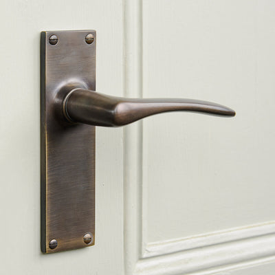 Distressed Antique Brass Oaken Lever Latch Door Handles