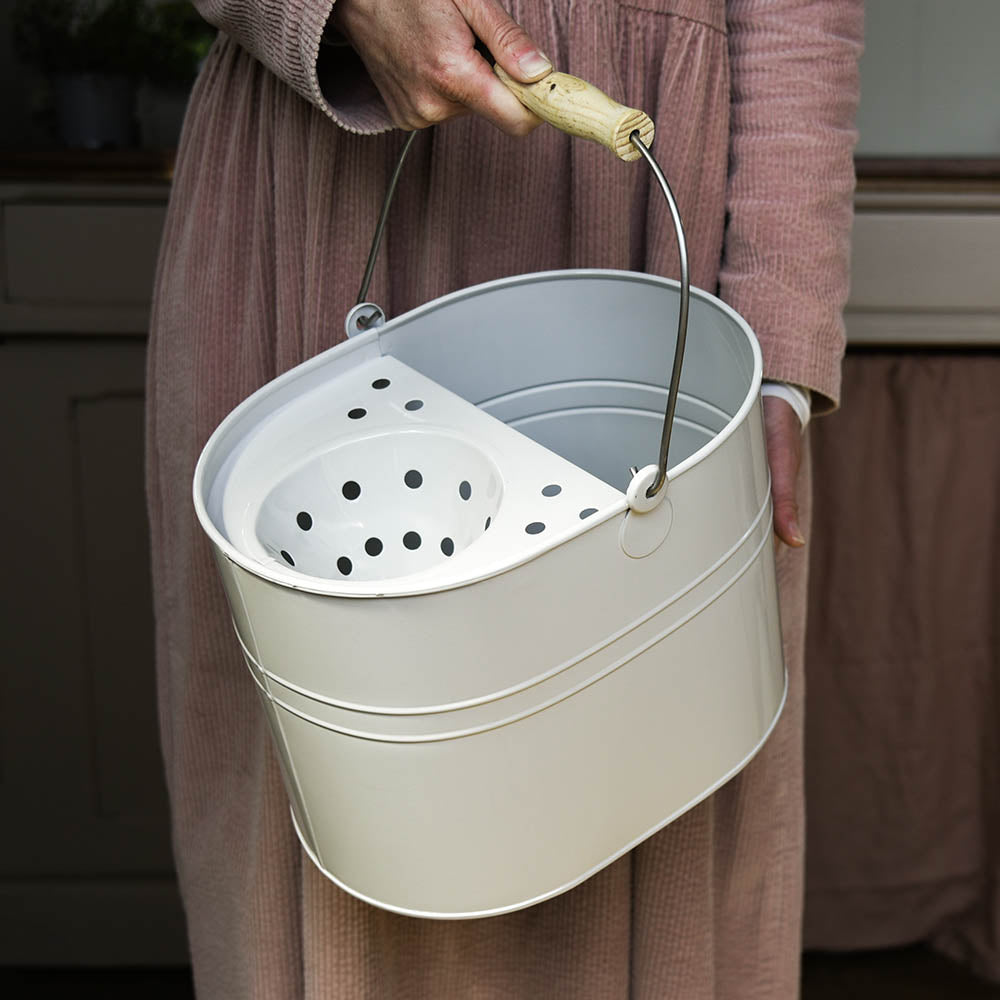 Metal mop bucket - Steel mop bucket - White mop bucket