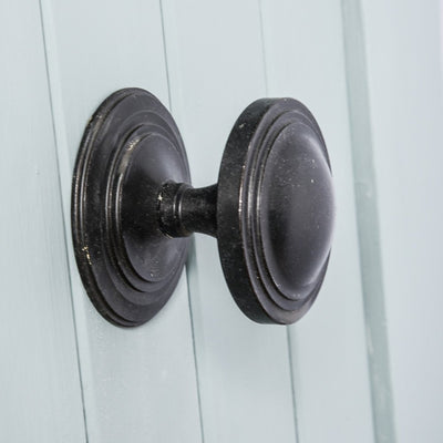 A Berkeley Door Pull in black beeswax