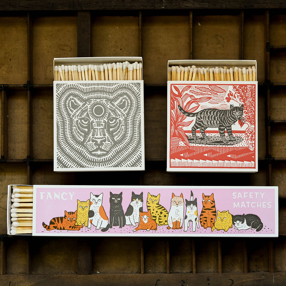 Extra long matches - Decorative matchboxes - Cat matchboxes