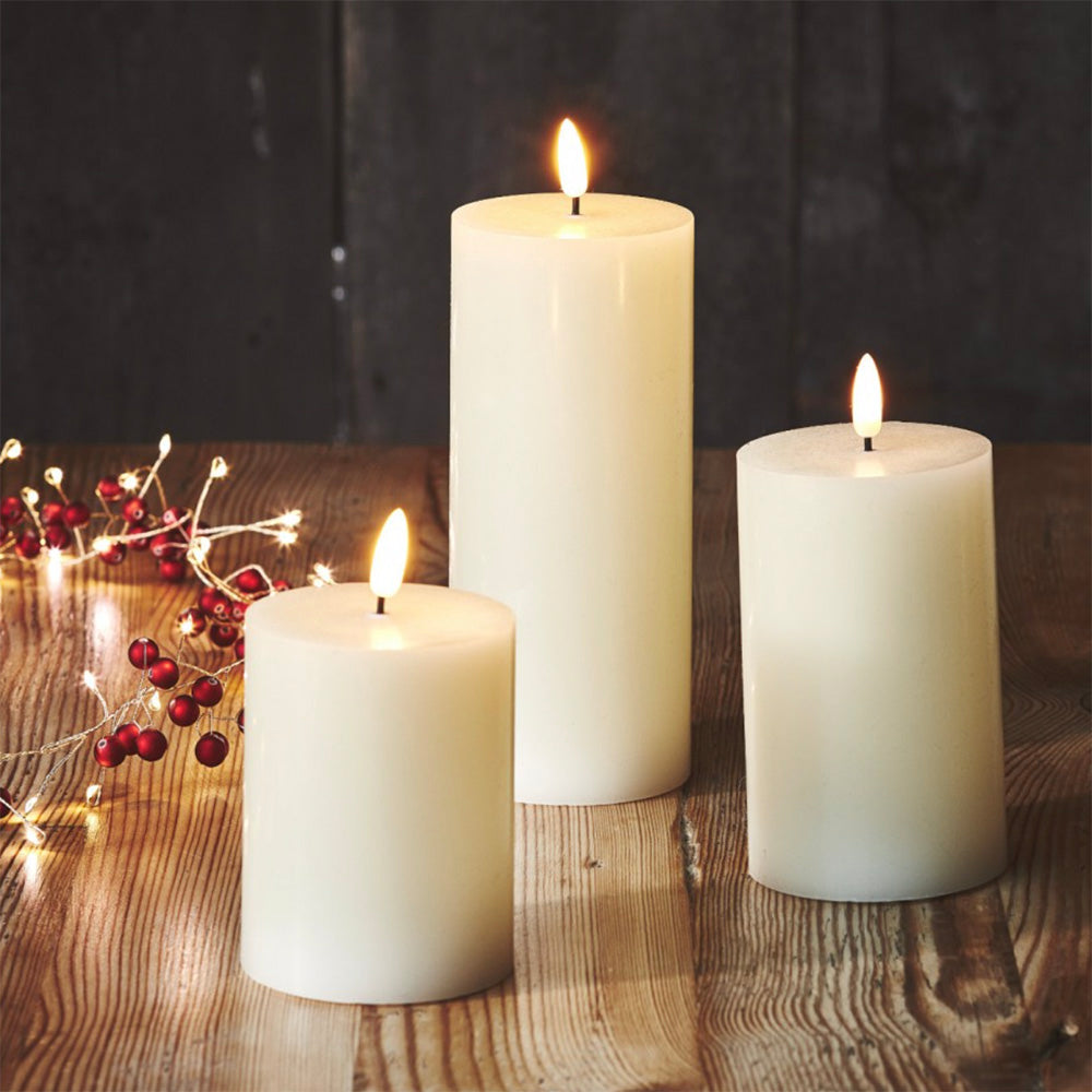 LED pillar candle in a set of 3 of varying heights with a 7.5cm diameter