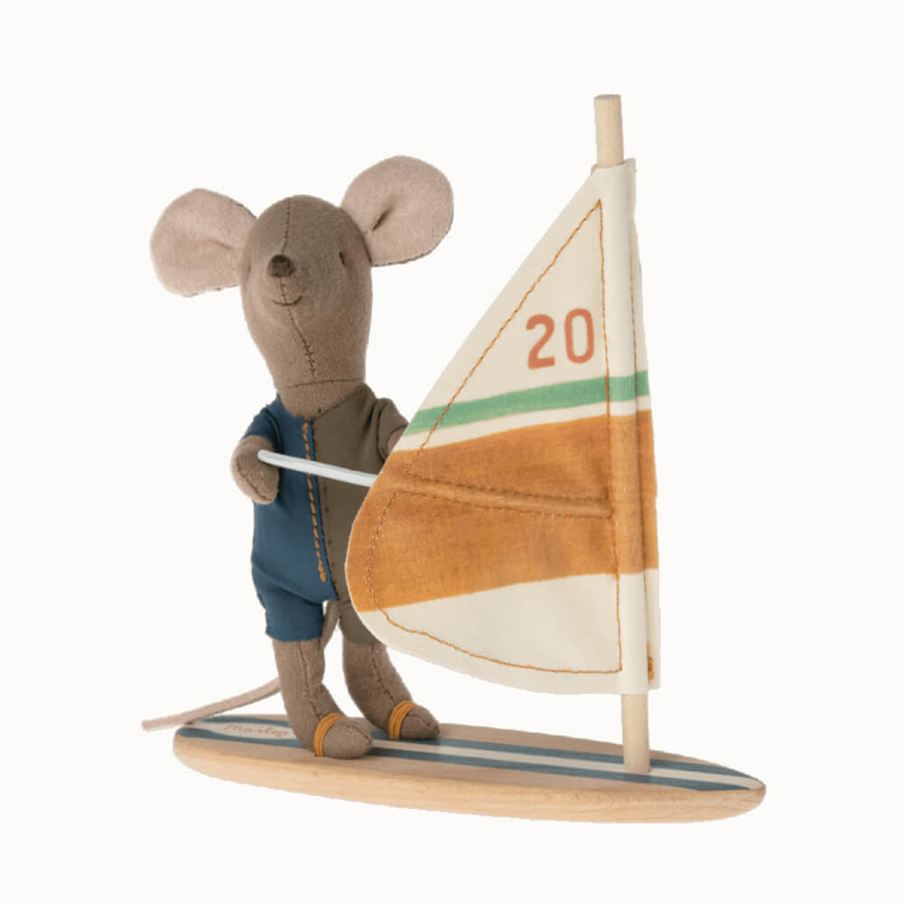 Little brother maileg wind surfing mouse