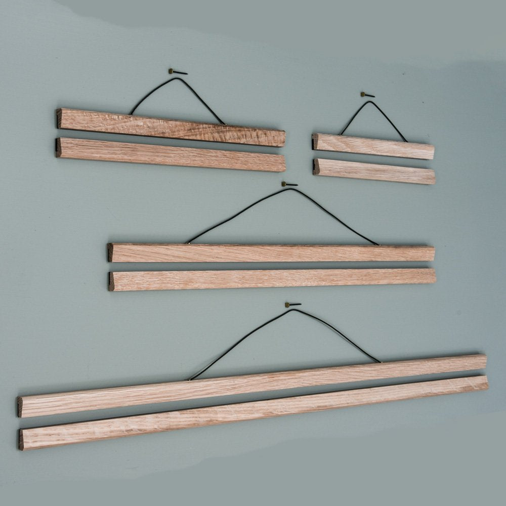 Image showing the four sizes of poster hangers