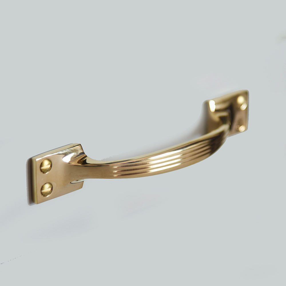 Solid brass Reeded Pull Handle.
