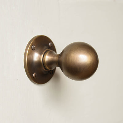 Light Antique Brass Round Door Knobs