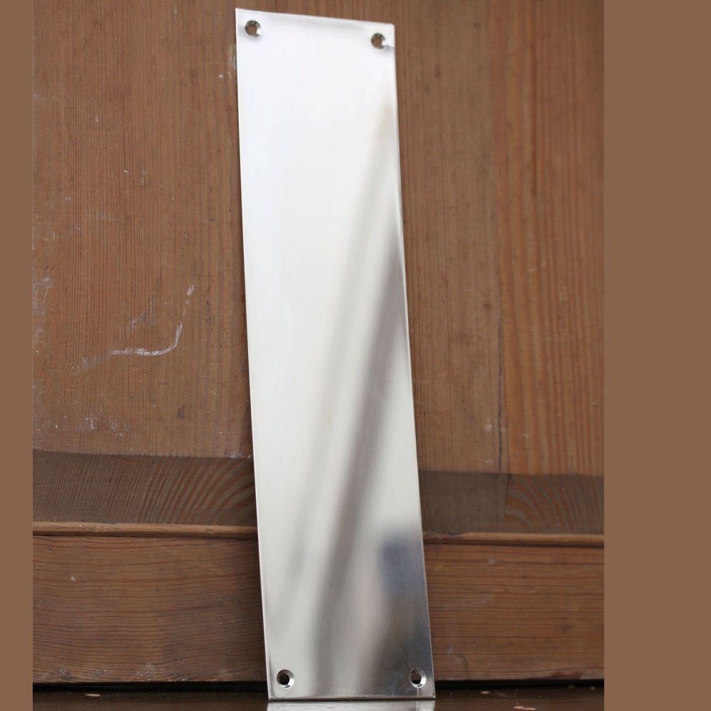 Solid brass Plain Fingerplate in Polished Nickel plated finish.