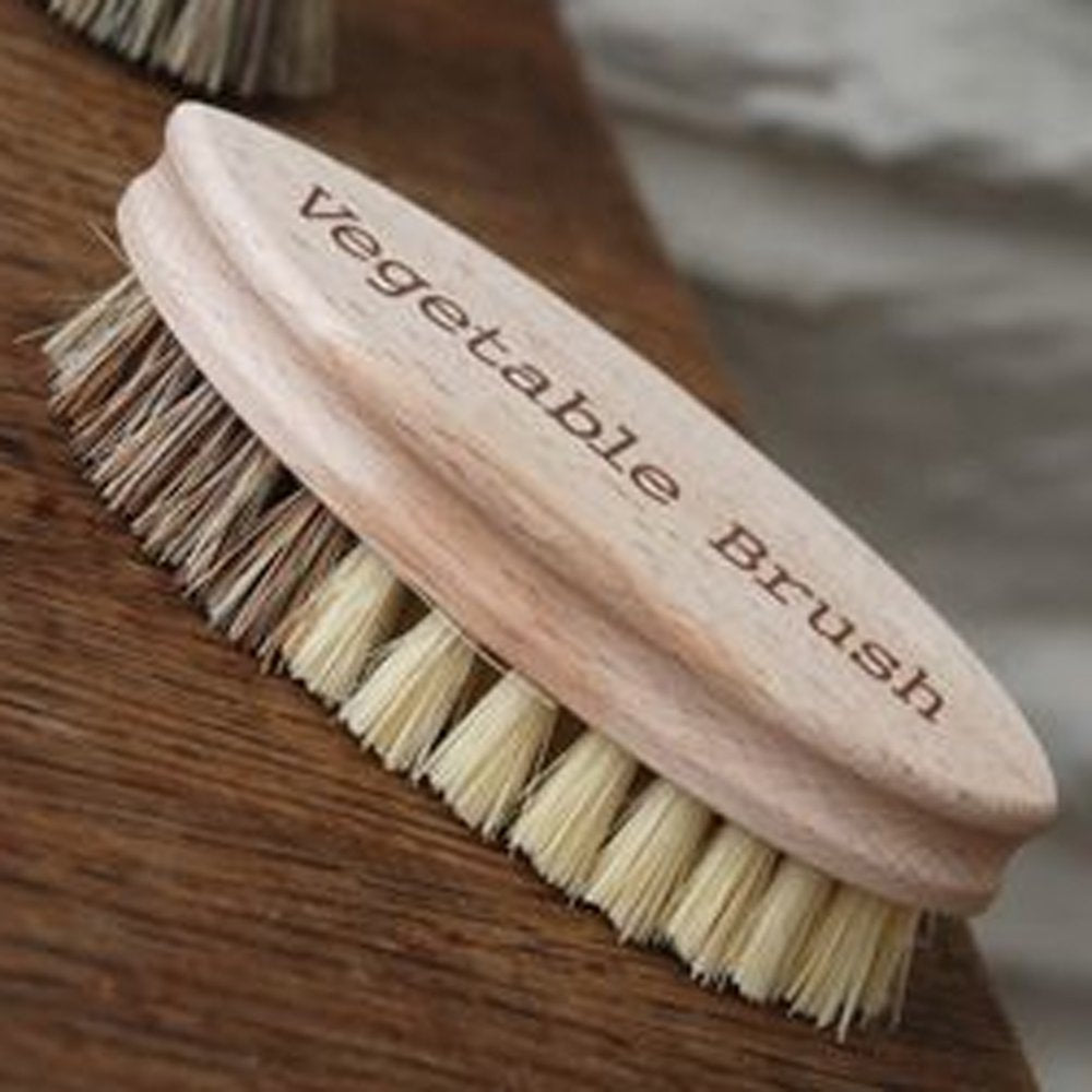 oval untreated beechwood vegetable brush with natural fibres